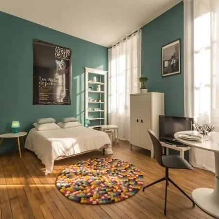 House L'antichambre De La Duchesse Casa vacanze Nantes